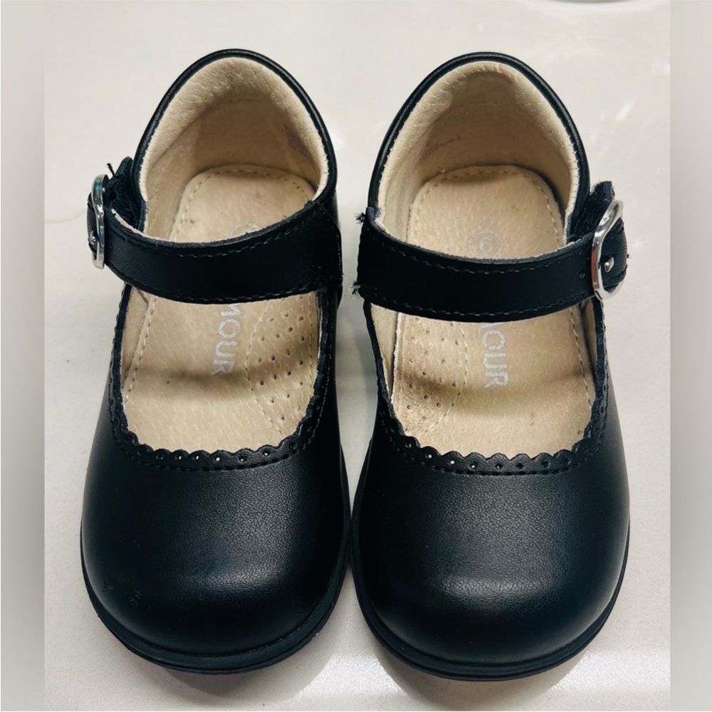 L’Amour Chloe scalloped Mary Janes Toddler 6